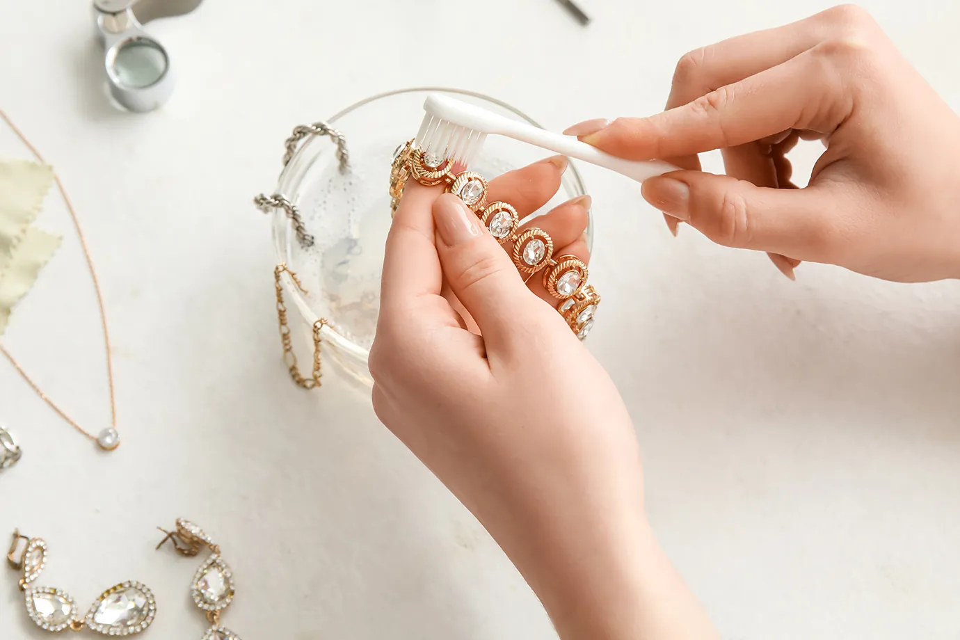 How to Clean Your Jewellery at Home