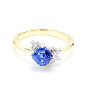 9k YG/WG Floral Cluster with 1.46ct Cushion cut Ceylon Blue Sapp & Natural Diamonds